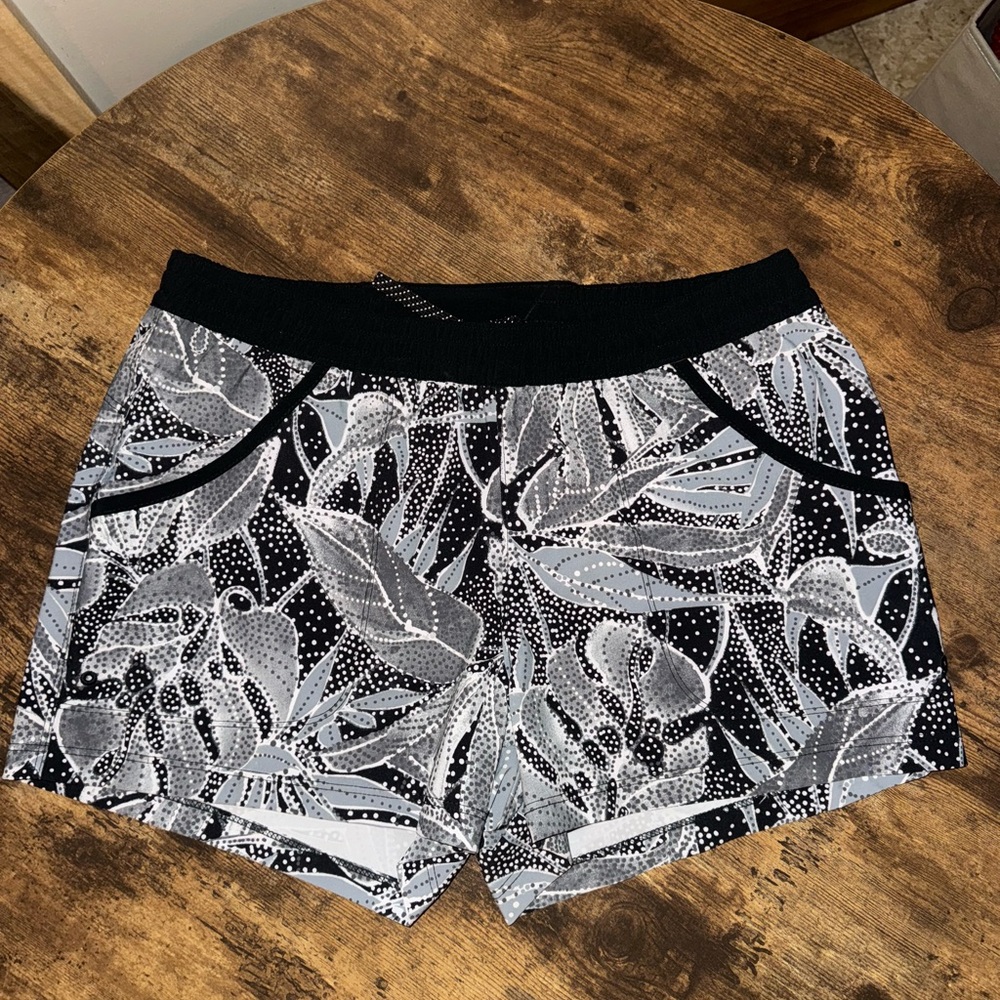 Columbia PFG Tropical Black and Gray Women's Athletic Shorts